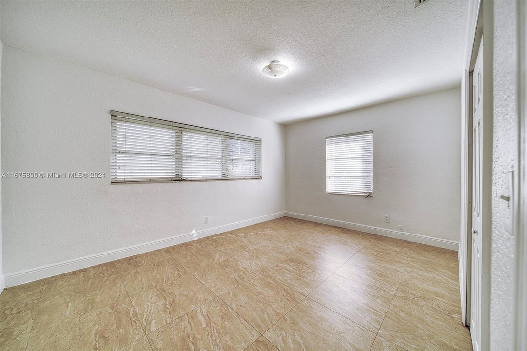 For Rent: $5,000 (3 beds, 2 baths, 2029 Square Feet)