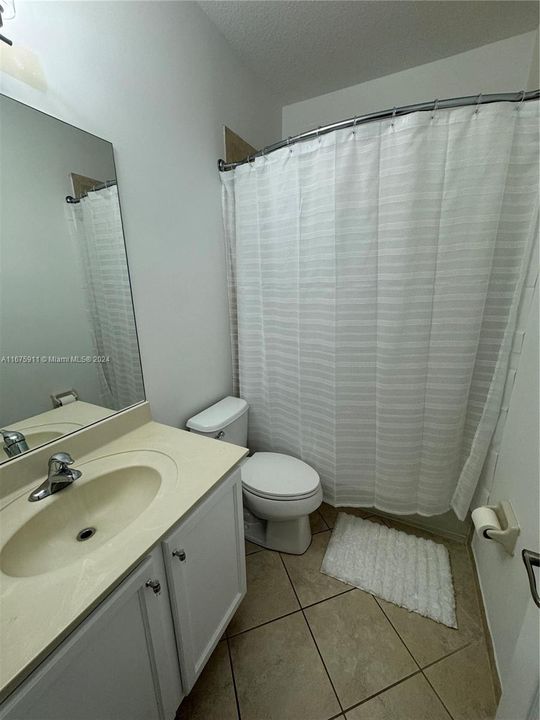 For Rent: $3,500 (3 beds, 2 baths, 1799 Square Feet)