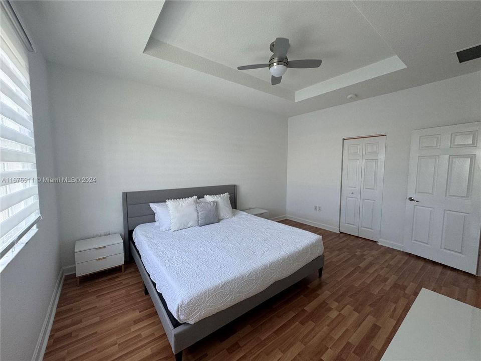 For Rent: $3,500 (3 beds, 2 baths, 1799 Square Feet)