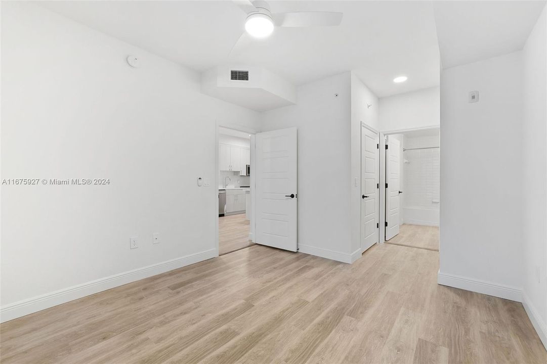 For Rent: $2,609 (2 beds, 2 baths, 1117 Square Feet)