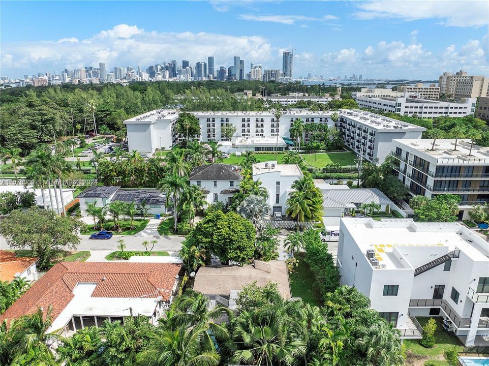 For Sale: $1,799,000 (3 beds, 2 baths, 1110 Square Feet)