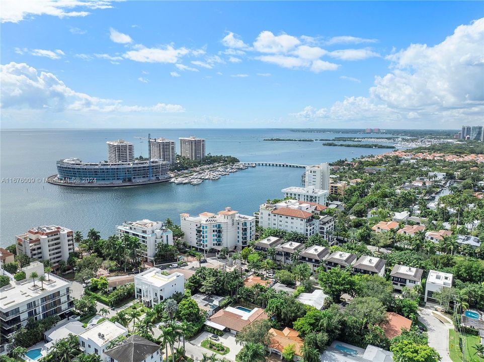 For Sale: $1,799,000 (3 beds, 2 baths, 1110 Square Feet)