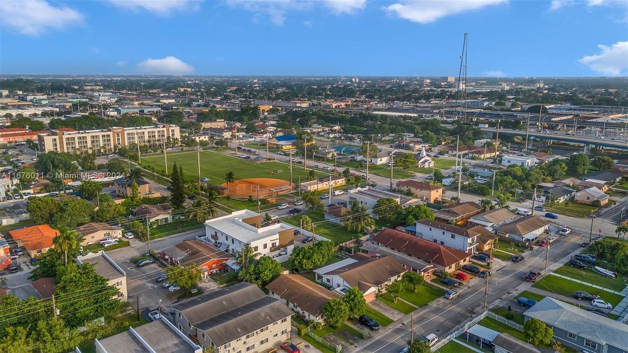 Recently Rented: $2,350 (2 beds, 2 baths, 1134 Square Feet)