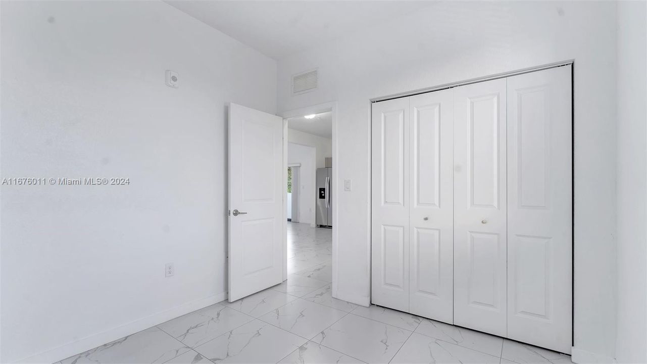 Recently Rented: $2,350 (2 beds, 2 baths, 1134 Square Feet)