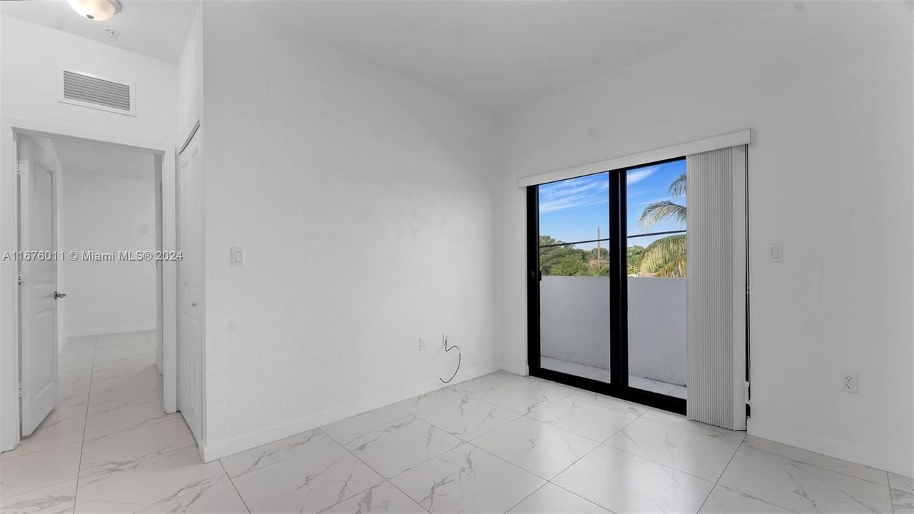 Recently Rented: $2,350 (2 beds, 2 baths, 1134 Square Feet)