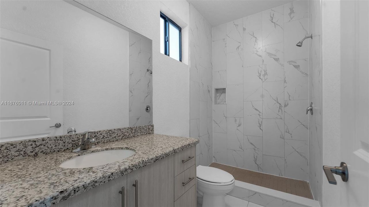 Recently Rented: $2,350 (2 beds, 2 baths, 1134 Square Feet)