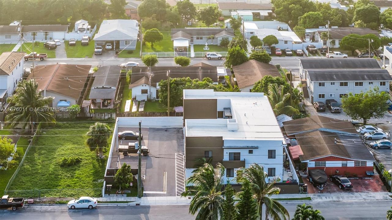 Recently Rented: $2,350 (2 beds, 2 baths, 1134 Square Feet)