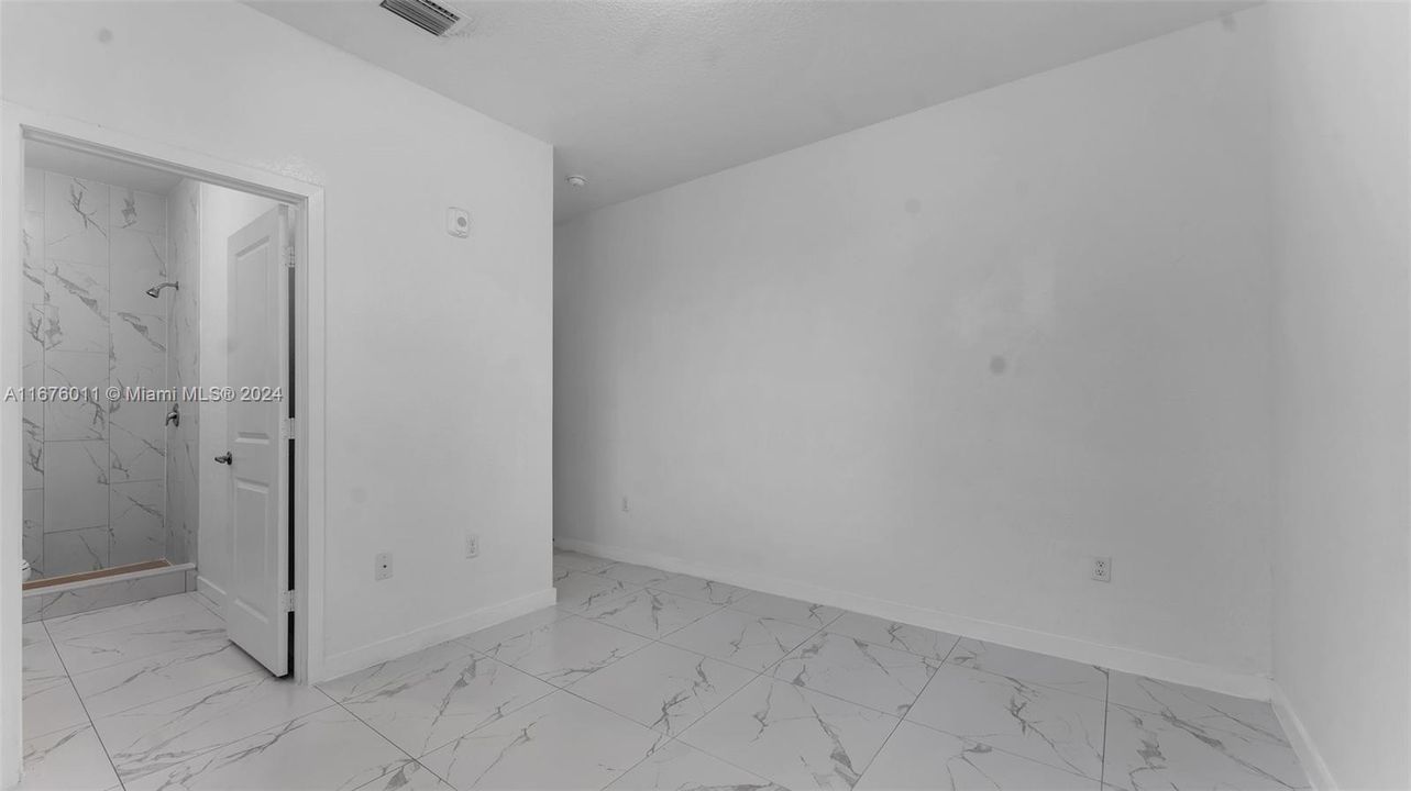 Recently Rented: $2,350 (2 beds, 2 baths, 1134 Square Feet)