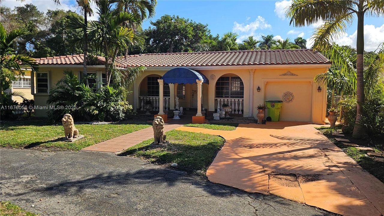 待售: $900,000 (3 贝兹, 2 浴室, 1479 平方英尺)