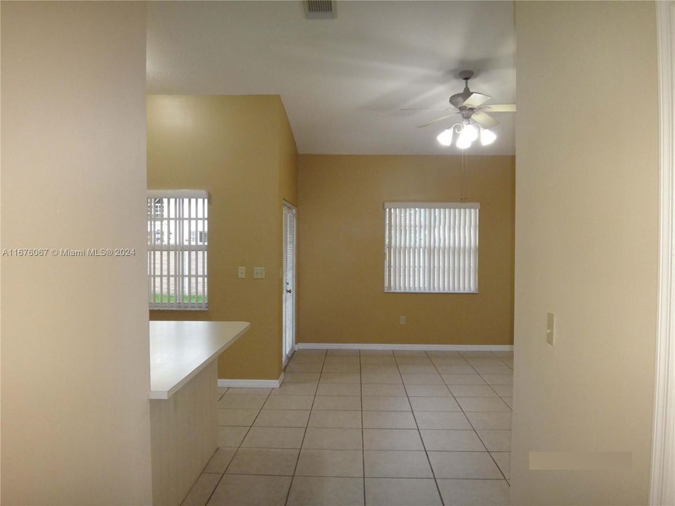 For Rent: $3,800 (4 beds, 2 baths, 2039 Square Feet)