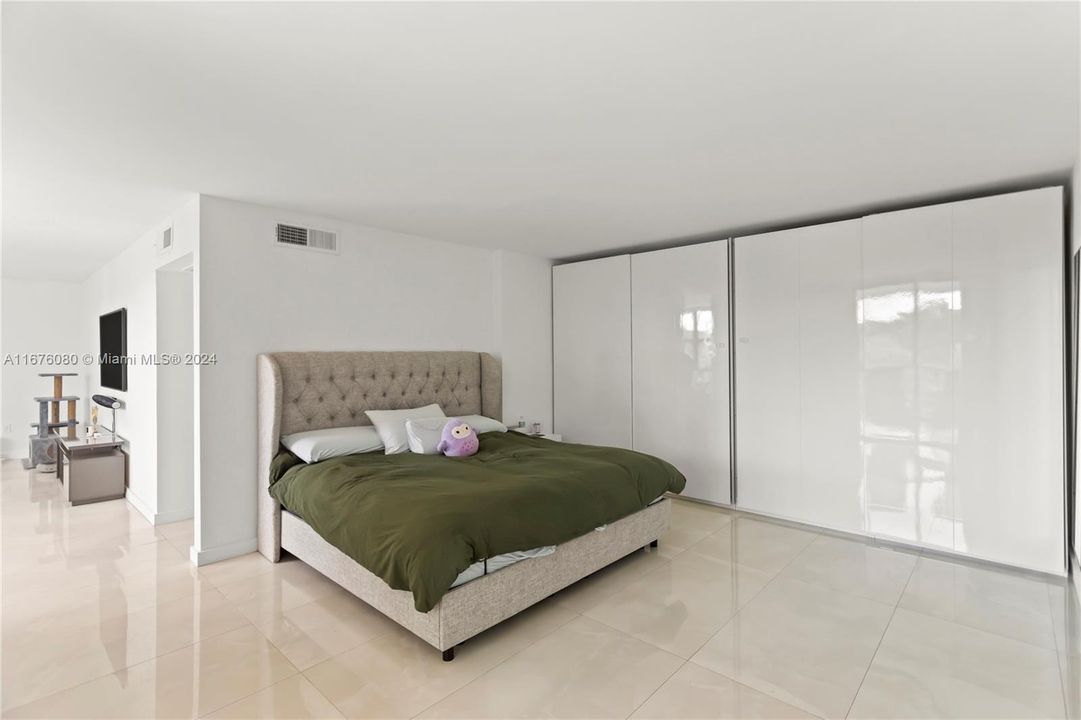 For Sale: $415,000 (3 beds, 2 baths, 1380 Square Feet)