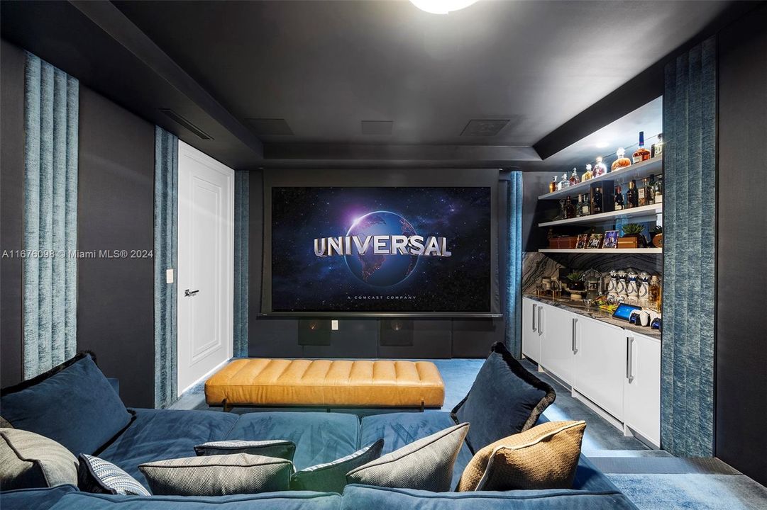 Cinema/Theater With Integrated Gaming, Wet Bar And Refrigeration