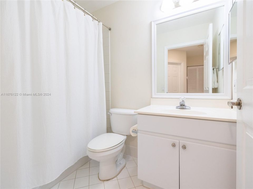 For Sale: $680,000 (3 beds, 2 baths, 1672 Square Feet)