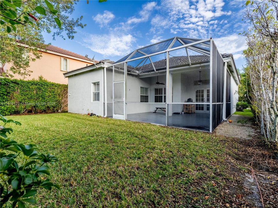 For Sale: $680,000 (3 beds, 2 baths, 1672 Square Feet)