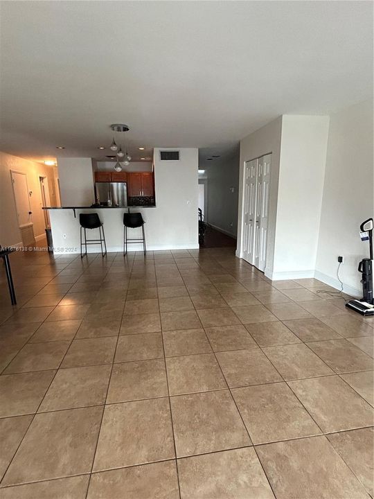 For Rent: $3,200 (3 beds, 2 baths, 1455 Square Feet)