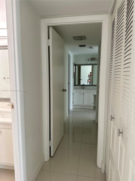 En Venta: $329,500 (1 camas, 1 baños, 1038 Pies cuadrados)