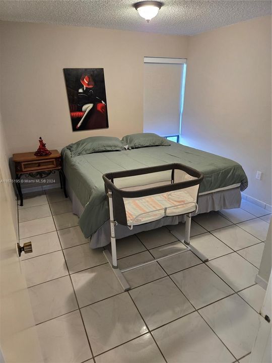 Recently Rented: $3,050 (3 beds, 2 baths, 1144 Square Feet)