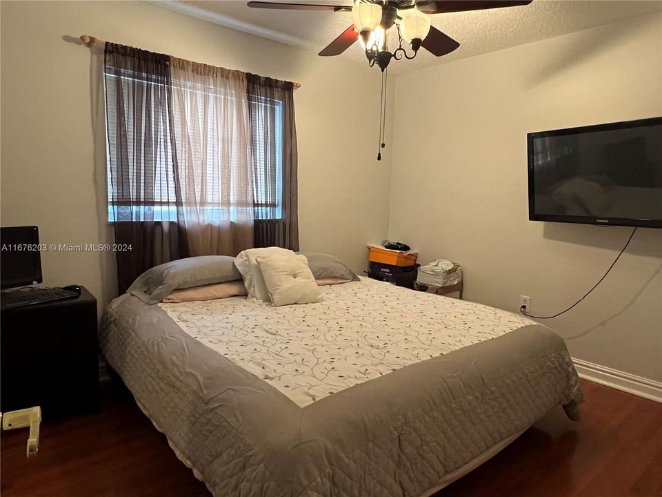 En Venta: $479,000 (3 camas, 2 baños, 1535 Pies cuadrados)