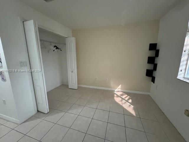 For Rent: $2,700 (2 beds, 2 baths, 1206 Square Feet)