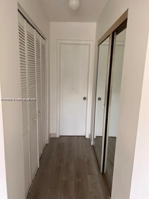 For Rent: $2,300 (2 beds, 2 baths, 1075 Square Feet)