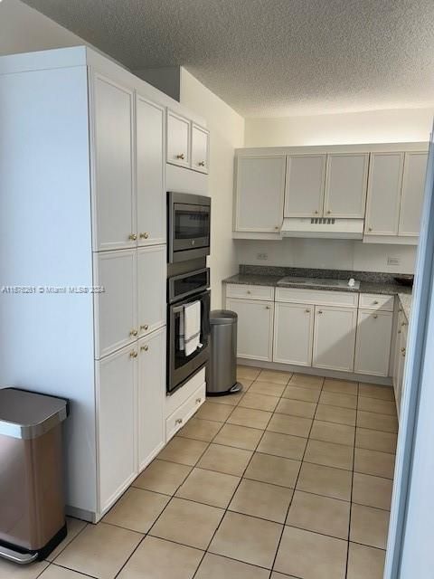 For Rent: $8,600 (3 beds, 2 baths, 2260 Square Feet)