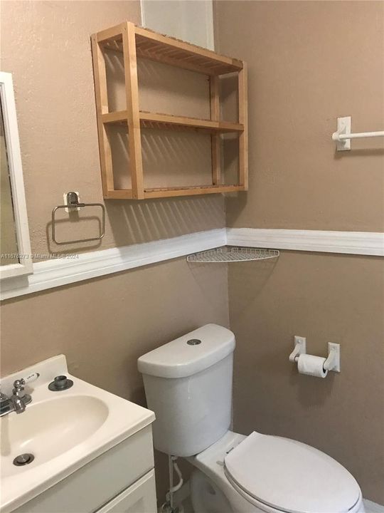 For Rent: $1,500 (1 beds, 1 baths, 360 Square Feet)