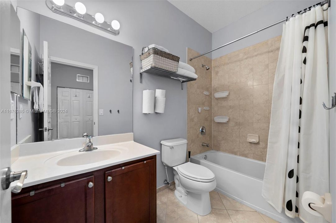 For Sale: $449,000 (3 beds, 2 baths, 1535 Square Feet)