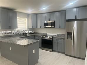 For Sale: $549,000 (3 beds, 2 baths, 1200 Square Feet)