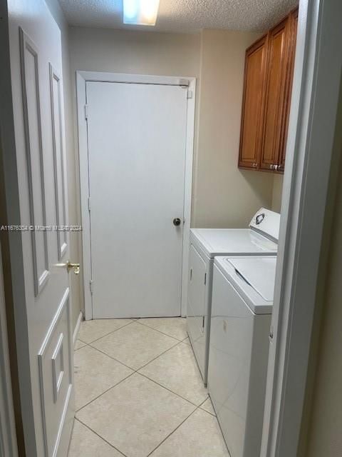 For Rent: $3,200 (3 beds, 2 baths, 1615 Square Feet)