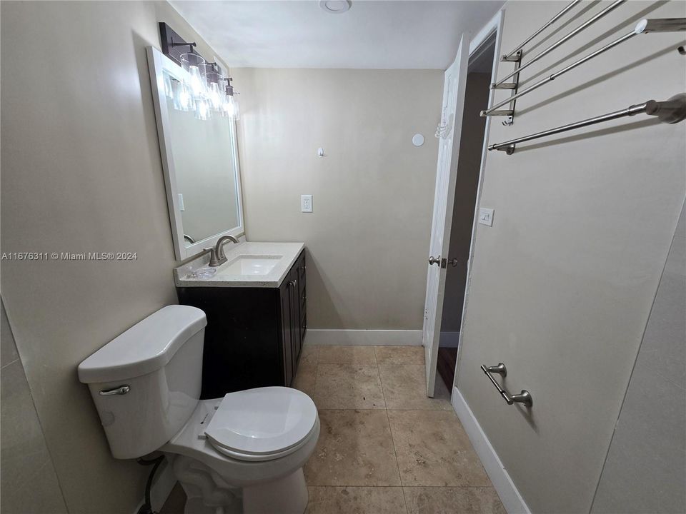 For Rent: $1,800 (1 beds, 1 baths, 598 Square Feet)