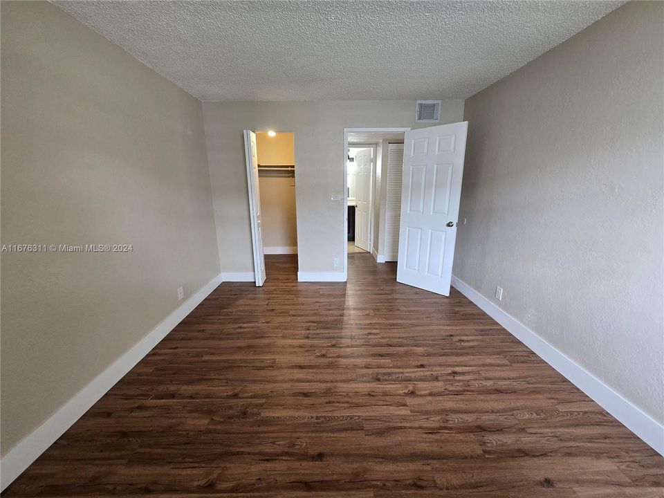 For Rent: $1,800 (1 beds, 1 baths, 598 Square Feet)