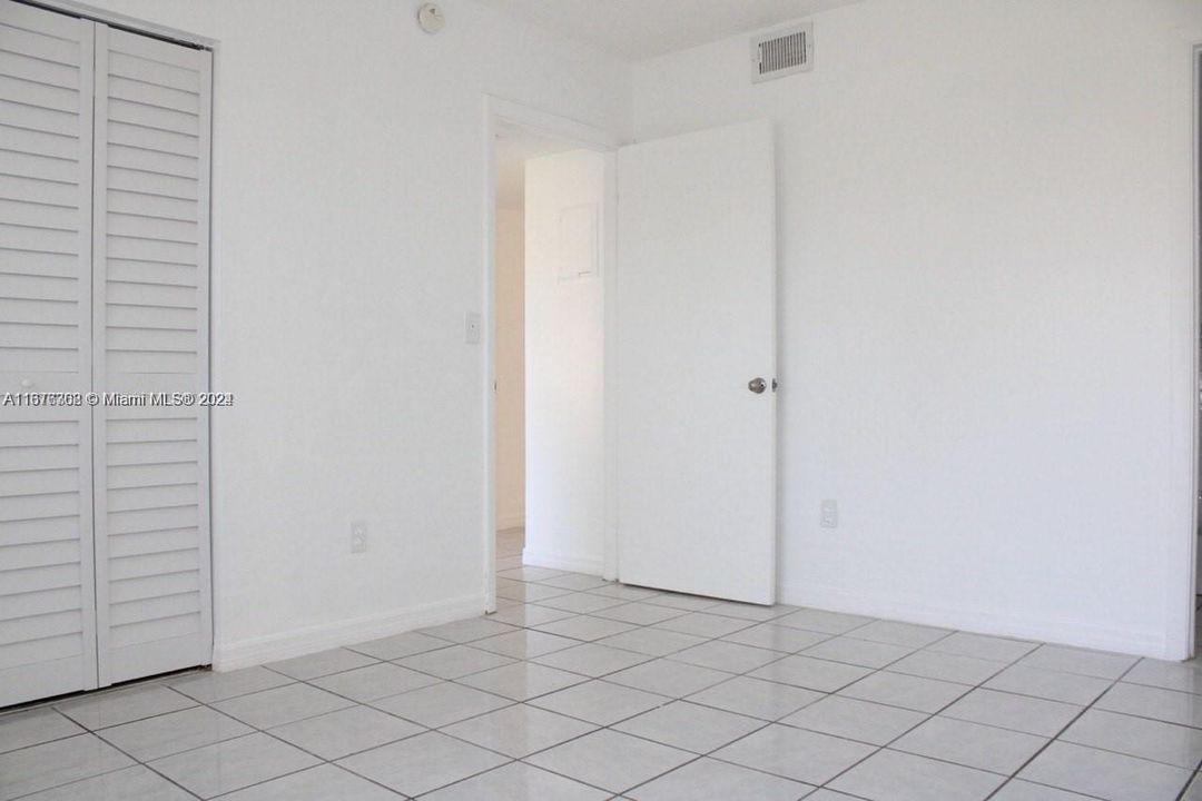 For Rent: $2,100 (2 beds, 2 baths, 750 Square Feet)