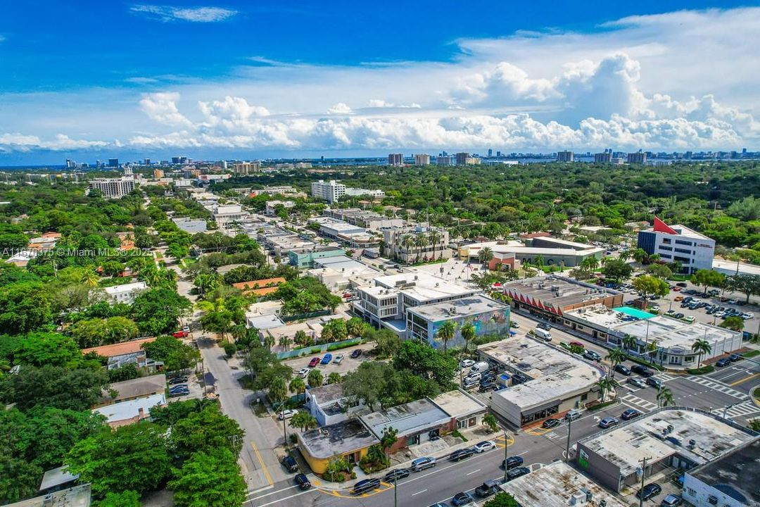 最近售出: $650,000 (0 贝兹, 0 浴室, 0 平方英尺)