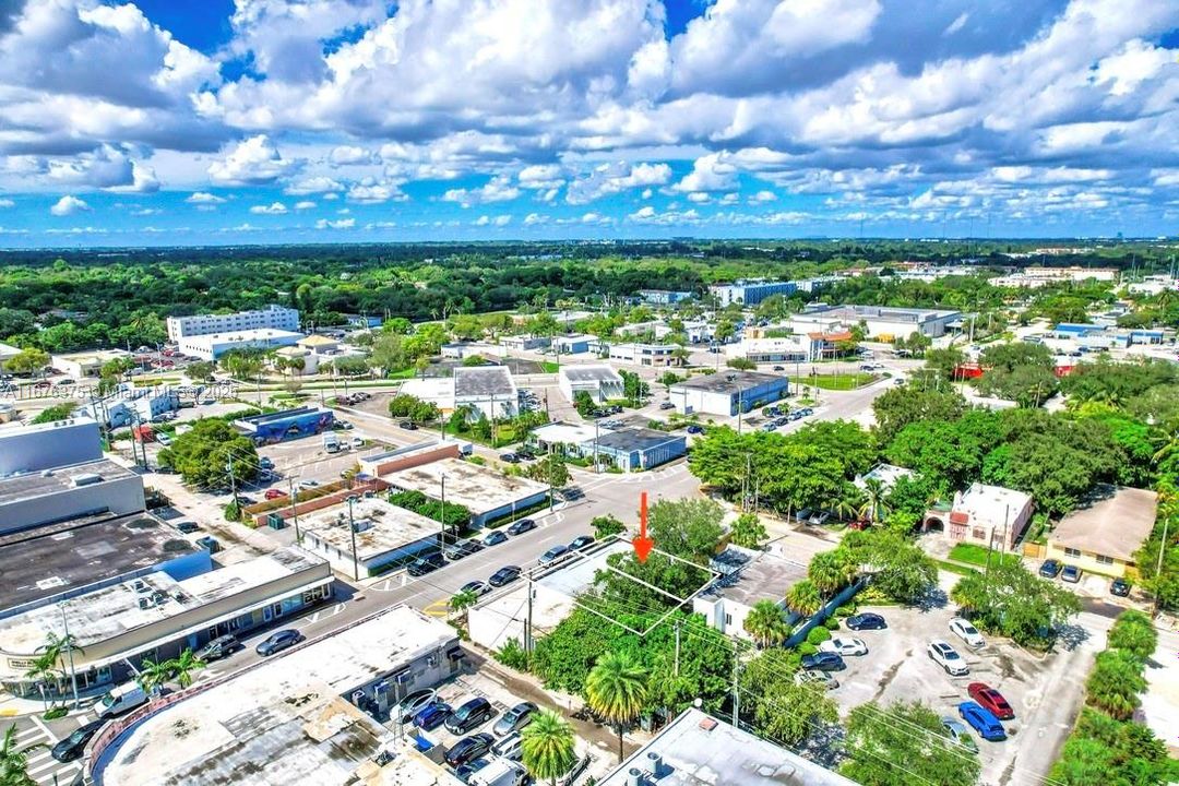 最近售出: $650,000 (0 贝兹, 0 浴室, 0 平方英尺)