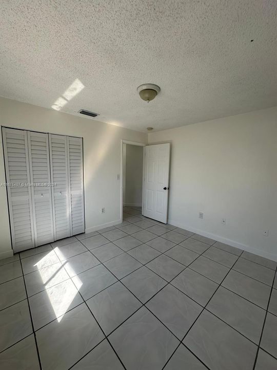 For Rent: $3,000 (4 beds, 2 baths, 1568 Square Feet)