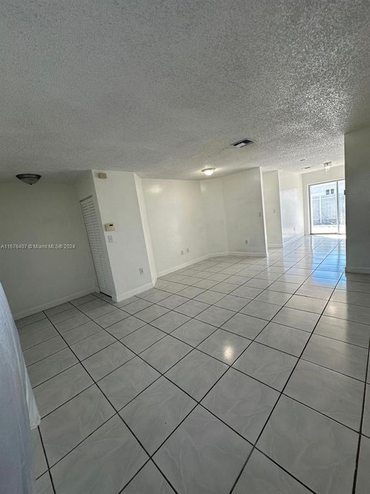 For Rent: $3,000 (4 beds, 2 baths, 1568 Square Feet)