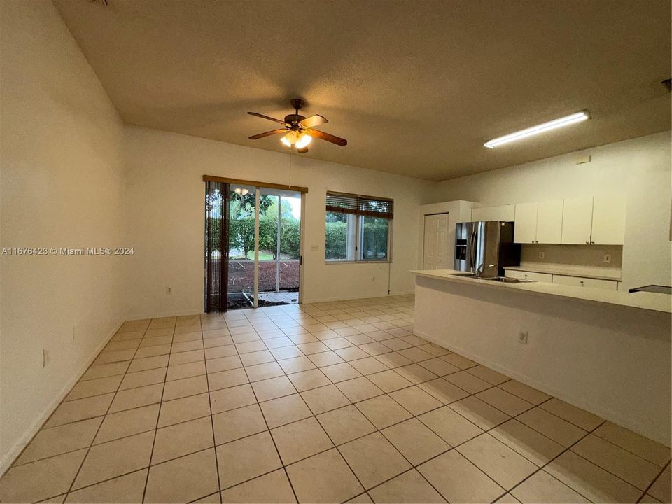 For Rent: $3,200 (3 beds, 2 baths, 1750 Square Feet)