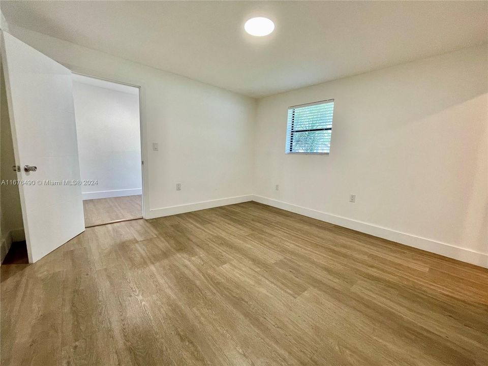 For Rent: $3,500 (3 beds, 2 baths, 1332 Square Feet)