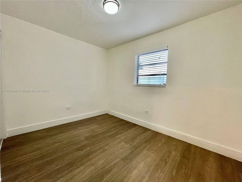 For Rent: $3,500 (3 beds, 2 baths, 1332 Square Feet)