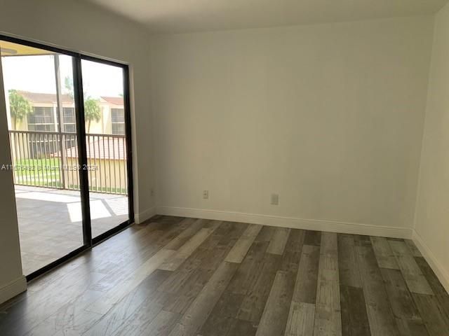 For Rent: $2,100 (2 beds, 2 baths, 820 Square Feet)