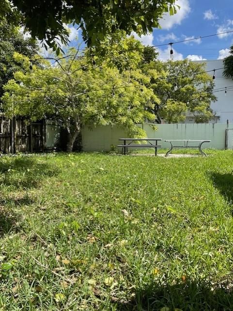 En Venta: $449,000 (2 camas, 2 baños, 1063 Pies cuadrados)