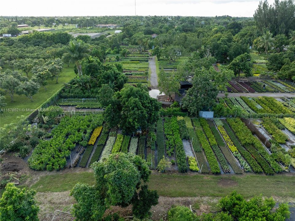 На продажу: $1,750,000 (0 спален, 0 ванн, 0 Квадратных фут)