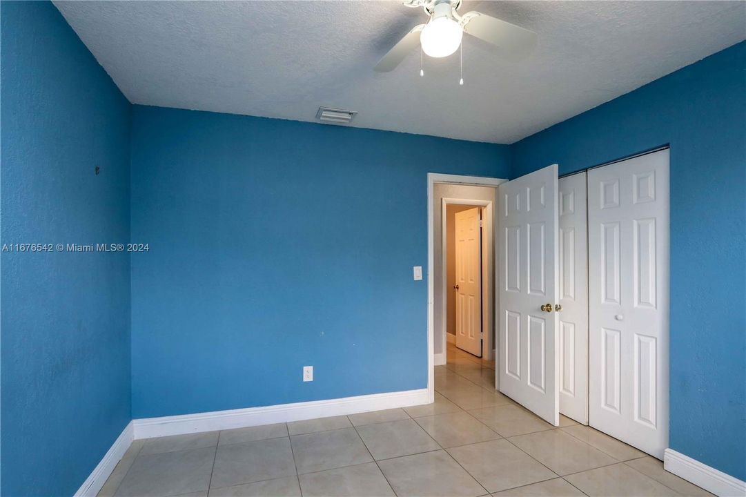 For Rent: $3,300 (3 beds, 2 baths, 1180 Square Feet)