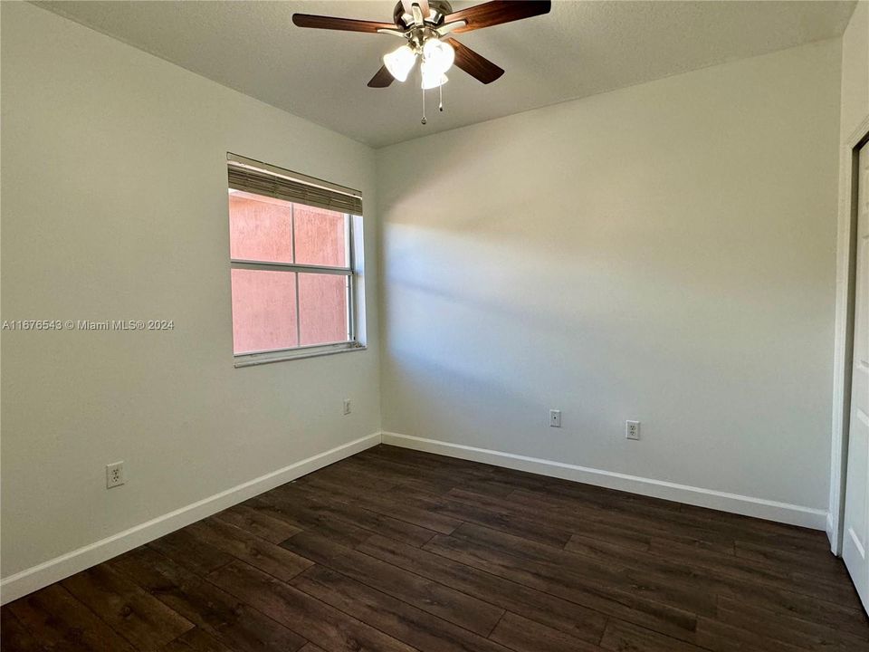 For Rent: $3,000 (2 beds, 2 baths, 1150 Square Feet)