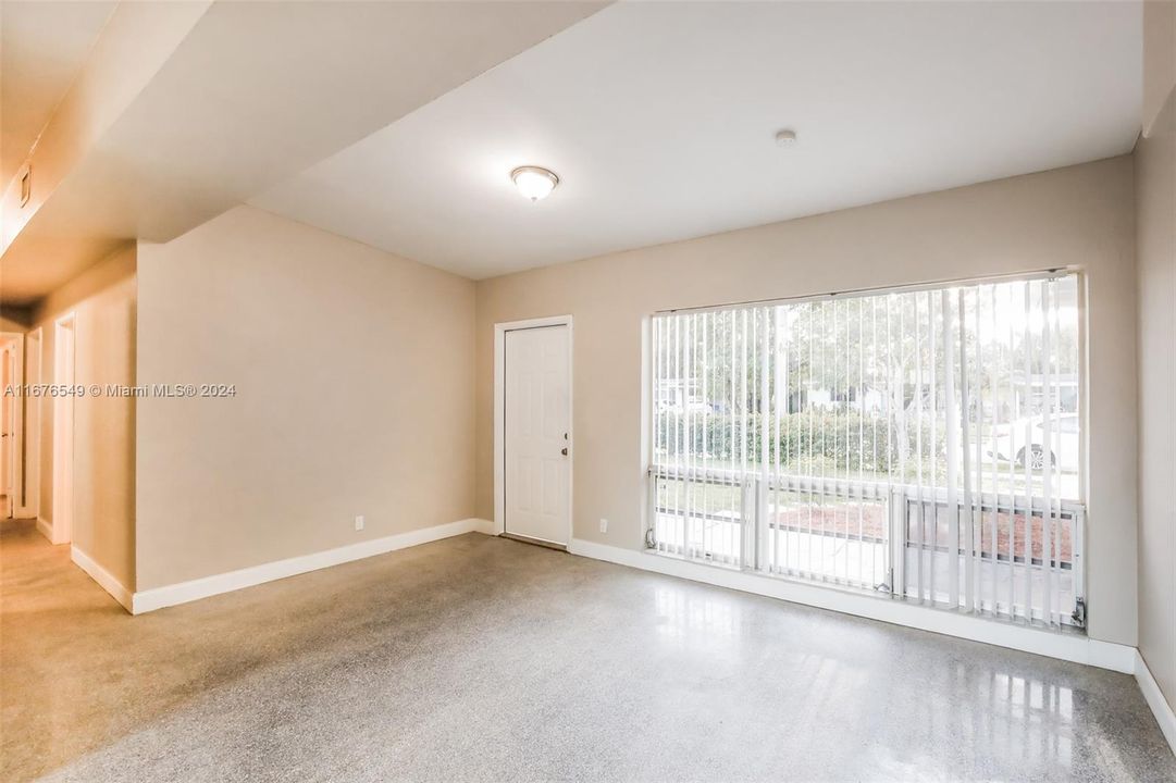 For Rent: $2,785 (3 beds, 2 baths, 1220 Square Feet)