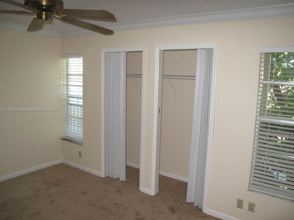 For Sale: $193,500 (2 beds, 2 baths, 768 Square Feet)