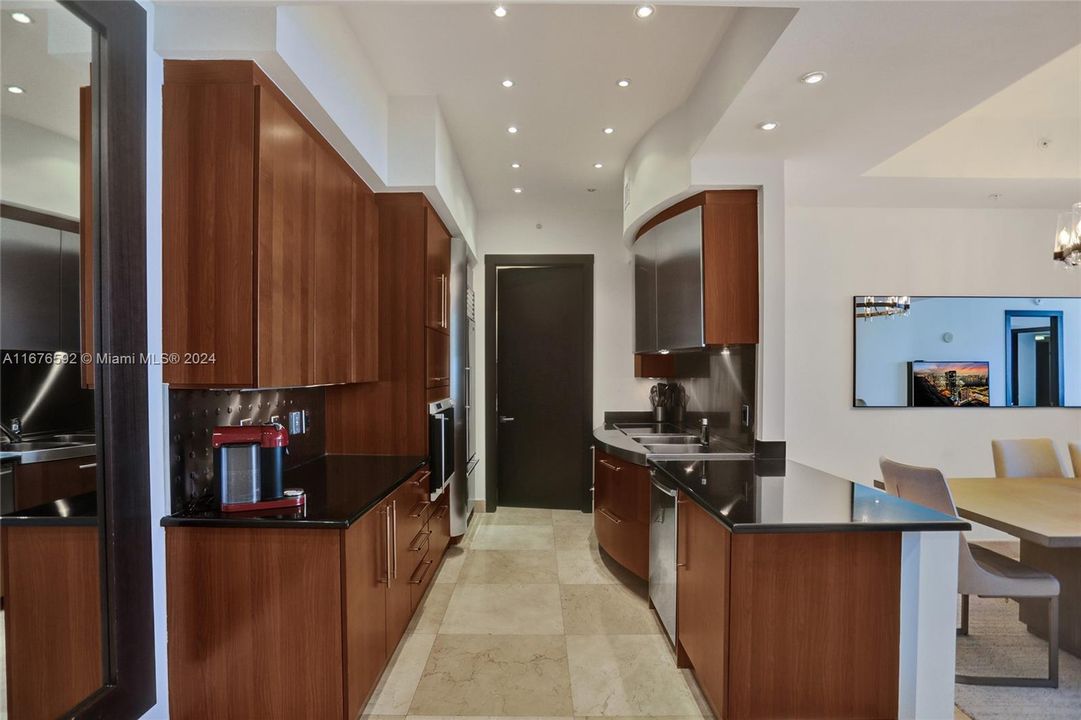 En Venta: $1,590,000 (2 camas, 2 baños, 1389 Pies cuadrados)