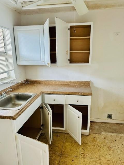 For Sale: $70,000 (1 beds, 1 baths, 640 Square Feet)