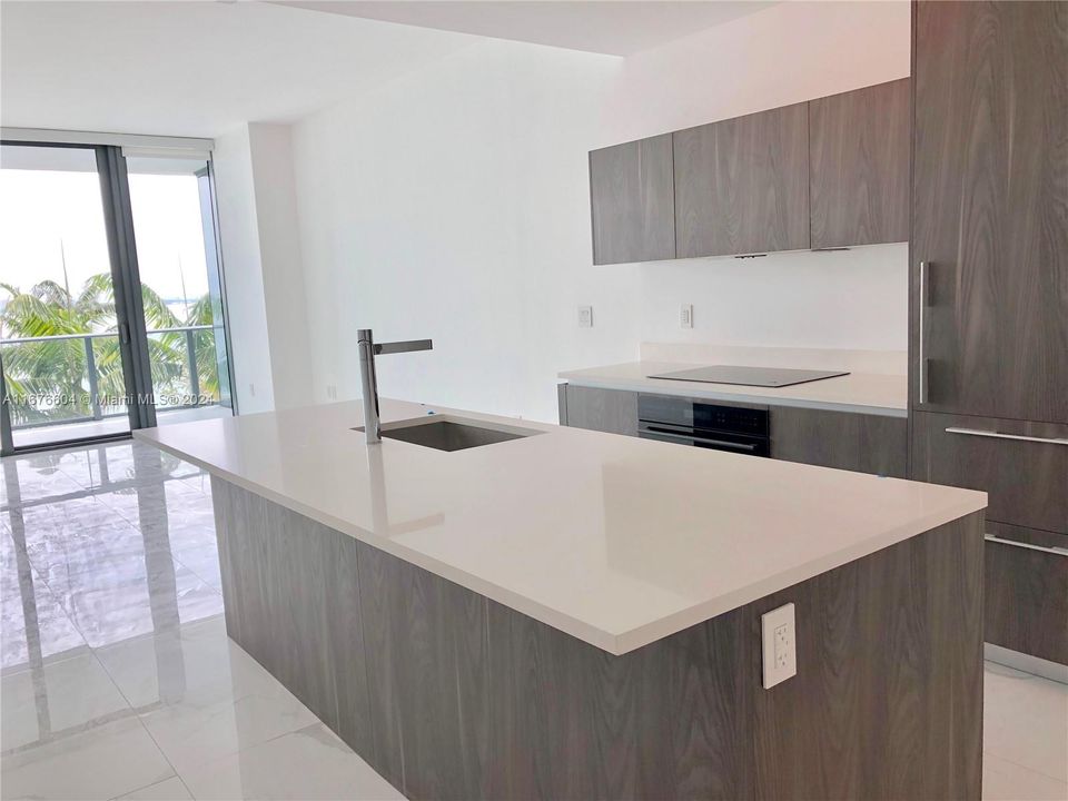 En Venta: $945,000 (2 camas, 3 baños, 1322 Pies cuadrados)