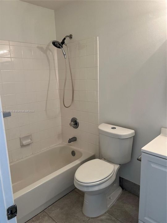 For Rent: $2,900 (2 beds, 2 baths, 1261 Square Feet)